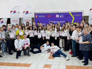 «Единая Россия» поздравила волонтеров в Можайске