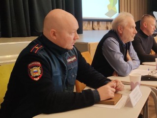 Стало известно, что обсуждалось на выездной администрации в Черноголовской школе