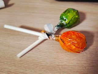 Не бери ради удовольствия: видновский врач предупреждает о вреде чупа-чупсов