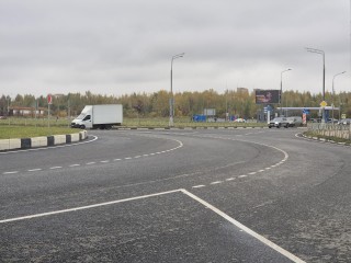 Новая разметка на круговом движении в Дубне снизит число аварий в непогоду