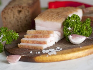 Витамины и энергия: врач назвала продукт, который нужно добавить в рацион в холода