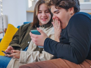 За пранки со сгенерированными знаменитостями могут привлечь к ответственности в суде