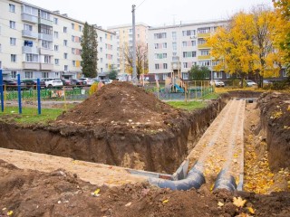 Рабочие приведут в порядок территорию на ул. Вахрушева после ремонта теплосетей