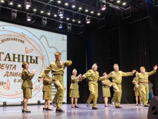 Танцоры из Ленинского округа взяли Гран-при в областном фестивале
