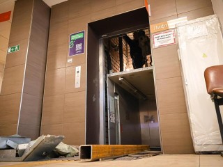 В клинском МФЦ установят новый лифт до конца ноября