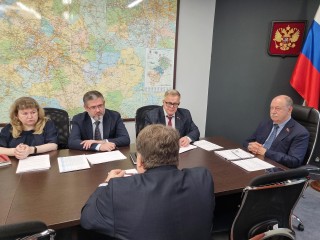 В Подмосковье могут расширить право на внеочередной прием граждан в органах власти