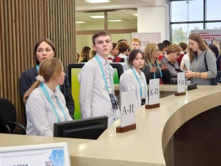 Сотни школьников съехались в Дубну, чтобы найти свое призвание и работу мечты