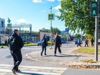 Новый светофор на пересечении Ленина и Дзержинского обезопасит дорогу до МЦД-4