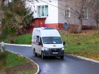 Женщина попала под машину у ТЦ «Комета» в Егорьевске