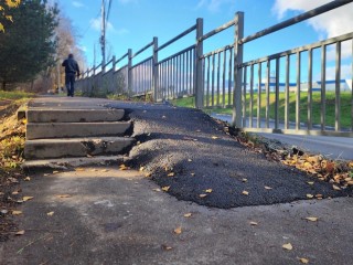 На перекрестке Карла Маркса и Победы сделали удобный спуск для колясок