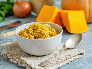 «Открою свой секрет»: кашу с тыквой как из русской печи готовит шеф из Котельников