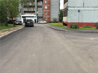 В Ленинском округе завершили обустройство дворов и пешеходных дорожек