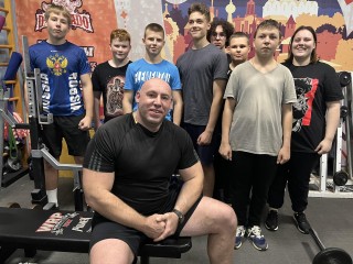«Вызов-5»: мастера пауэрлифтинга из Шатуры готовятся к юбилейному турниру