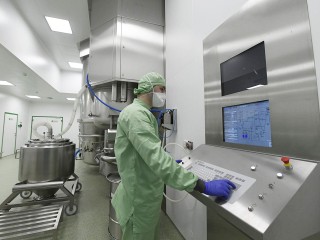 В Серпухове увеличили выпуск лекарств: какие препараты делают и куда они пойдут