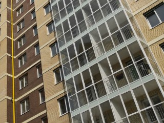Любители начать сверлить с раннего утра не дают высыпаться целому подъезду в Дедовске
