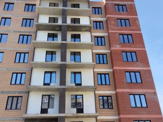 В Рошале скоро заселят новый дом для переселенцев из аварийного жилья