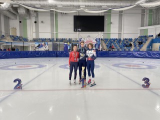 Подмосковные конькобежцы отличились на Кубке России: кто и в какой дисциплине поднялся на пьедестал в Уфе