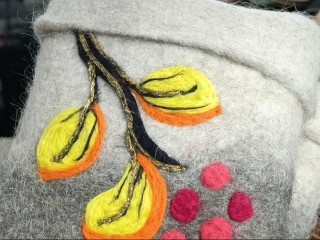 Уникальные валенки и сибирский чай: что предлагают на ярмарке в Лобне