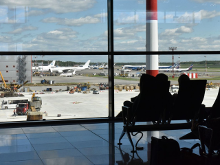 Девочка-подросток экстренно «посадила» самолет, летевший из Жуковского в Таджикистан