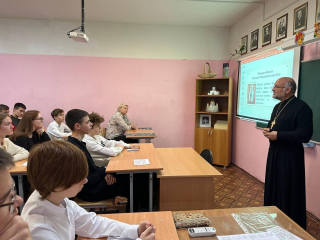 Урок о служении Отечеству прошел в наро-фоминской школе №6