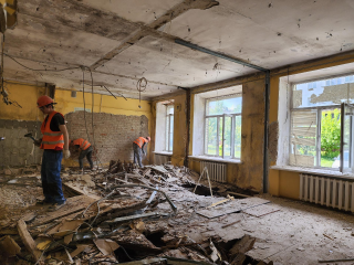 Детскую поликлинику на проспекте Ленина планируют отремонтировать до конца года