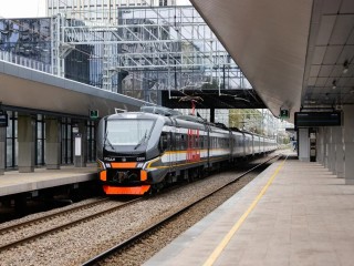 Перед праздниками ЦППК изменит стоимость проезда на экспрессах: когда и на каких маршрутах будут действовать новые тарифы