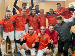 Серебро на чемпионате по футболу завоевала мужская команда из Электрогорска