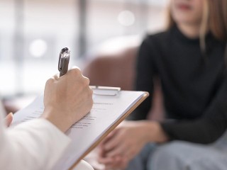 Почему онкологическим пациентам и их семьям нужен психолог