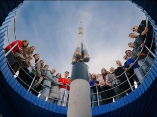 Космическая экспедиция для подмосковных студентов: что учащиеся Губернского колледжа увидели на легендарном Байконуре
