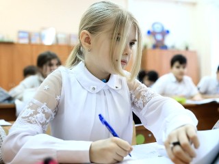 Запись в первый класс 2025: пошаговая инструкция от выбора школы до подачи заявления на «Госуслугах»