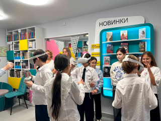 От пословиц до VR: как прошел фиджитал-квиз ко Дню единства