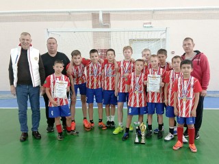 Команда из Дмитровского Погоста победила в футбольном турнире «Золотая осень»