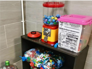 Активисты Ново-Харитоновской школы №10 собрали более 20 кг крышечек