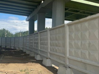 В Подмосковье перекрыли подходы к несанкционированным переходам через пути