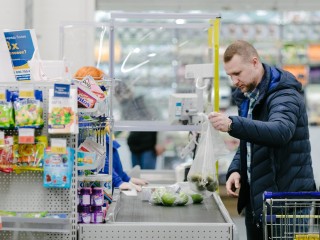 Оплата покупок с помощью ладони будет доступна с 2026 года, заявил эксперт из Ногинска