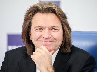 «Я же романтик»: Маликов прадовал поклонниц фото в нижнем белье