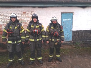 Пожарные провели плановую тренировку в теплодымокамере