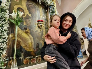 Верующие со всего округа собрались на праздник чудотворной иконы в Раменском