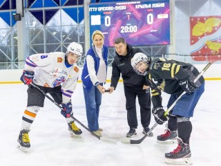 Хоккейная команда студентов Орехово-Зуева дебютировала в студенческой лиге