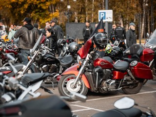 Праздник дружбы на двух колесах: мотоциклисты Клина закрыли мотосезон