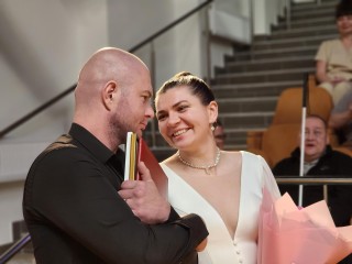 Нарисовала портрет и влюбилась: ветеран СВО и художница из Абрамцево сыграли свадьбу в центре Мещерякова