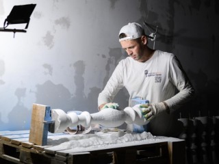 В усадьбе «Петровское» реставрируют фасад и монтируют потолки