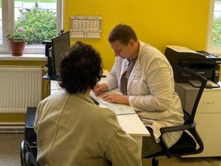 Жители сел получат консультацию узких специалистов в октябре