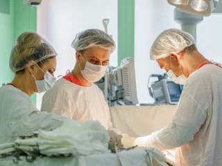 Жители Красногорска могут проголосовать за любимого врача до 6 ноября