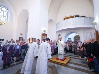Архиепископ Аксий провел великое освящение храма Иоанна Богослова в Подольске