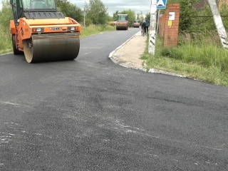 В Солнечногорске обновляют дорогу от Литвиново до Овсянниковои
