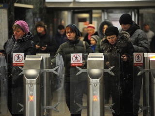 На станции Хлебниково неизвестные вновь повредили валидаторы