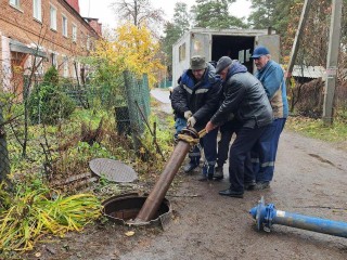 На улице Озерной новый гидрант обеспечит высокий уровень пожарной безопасности