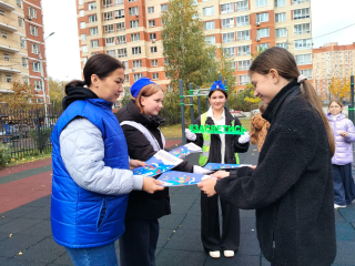 Автоинспекторы напомнили детям о правилах безопасности во дворах