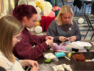 Посетителей парка «Авангард» научат создавать сувениры в честь Дня народного единства